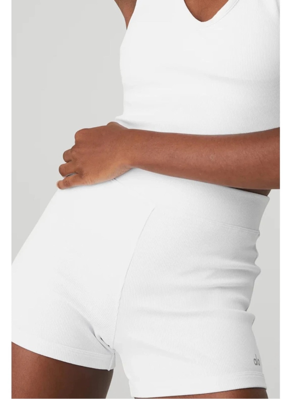 Alo Yoga Goddess Ribbed High Waist Hot Shorts White Sz L 12-14 W6286R